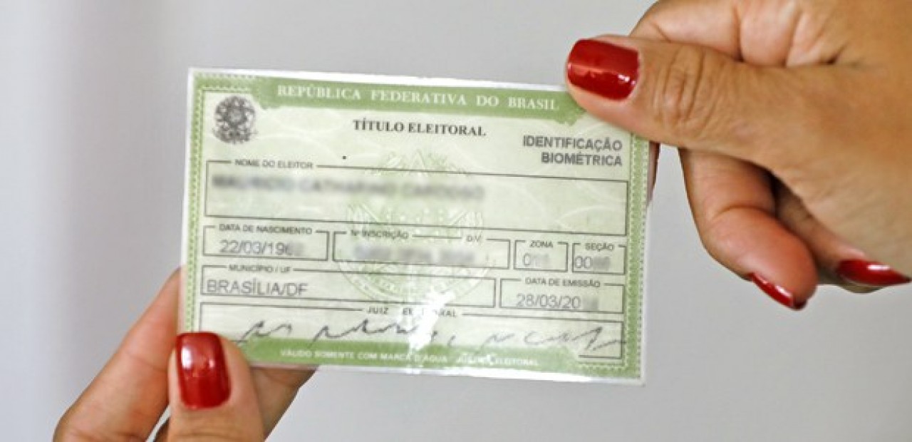 Eleitores têm um mês para regularizar situação com a Justiça Eleitoral Eleitores têm um mês para regularizar situação com a Justiça Eleitoral