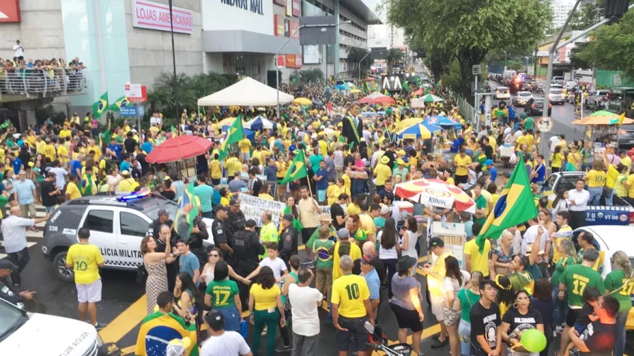 Atos contra e a favor de Bolsonaro acontecem no feriado da Independência em Natal Atos contra e a favor de Bolsonaro acontecem no feriado da Independência em Natal
