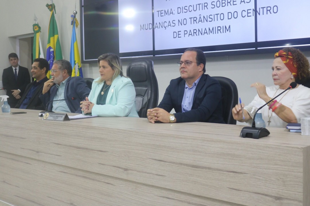 População e comerciantes de Parnamirim participam de Audiência Pública mobilizada pela vereadora Fativan Alves