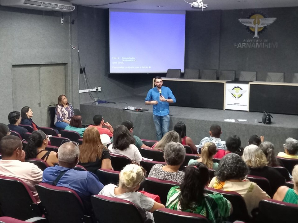 Artesãos de Parnamirim debatem atividades junto à Coordenadoria do Trabalho 