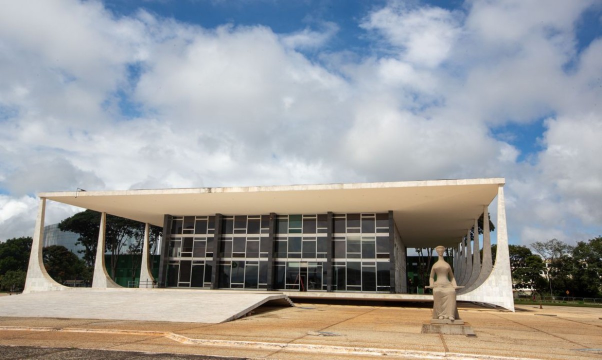 Tese de legítima defesa da honra em casos de feminicídio é proibida pelo STF 