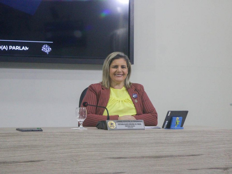 Projeto de Lei da vereadora Fativan Alves institui o incentivo à adoção tardia