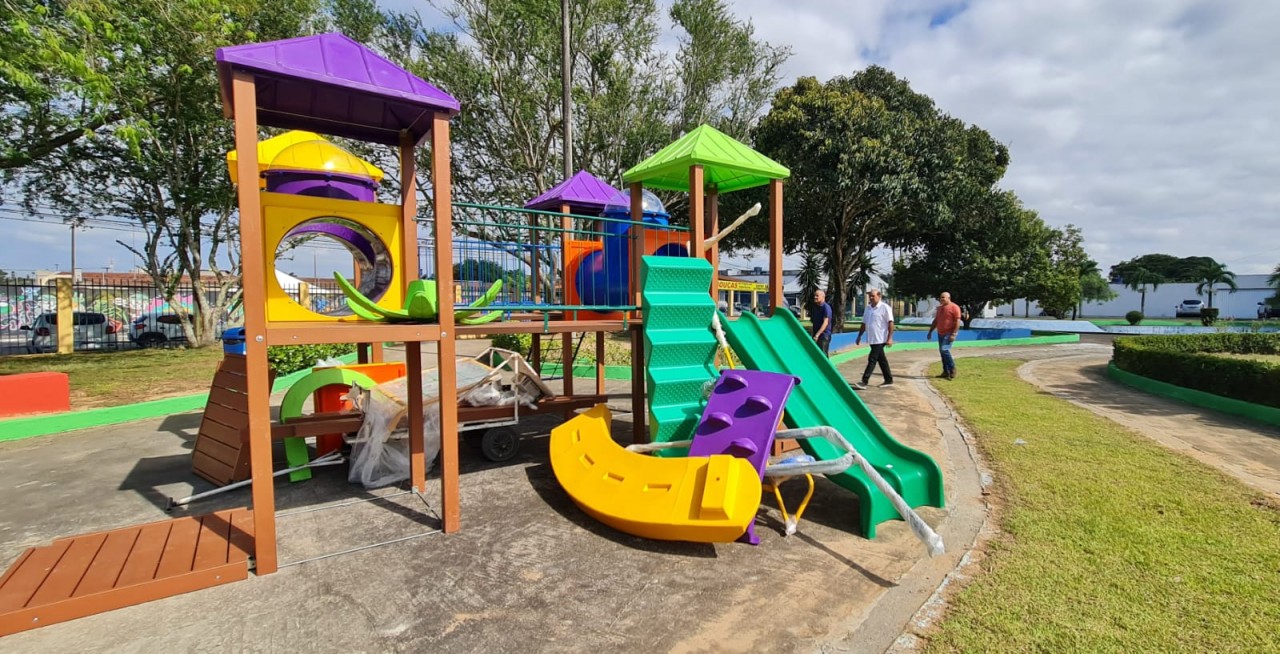 Praça Aluízio Alves, no Parque Industrial, ganhará novo playground infantil 