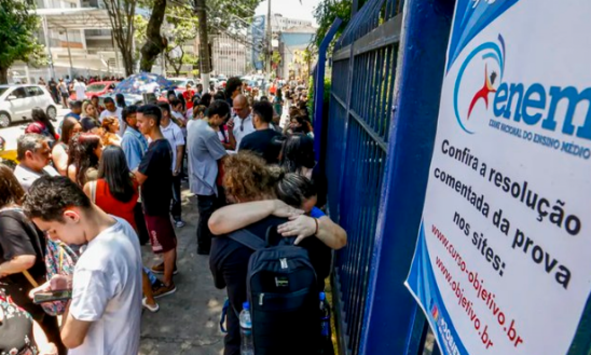 Publicado resultado oficial do Enem 2023; quatro alunos da rede pública tiraram nota mil na redação, uma é do RN 