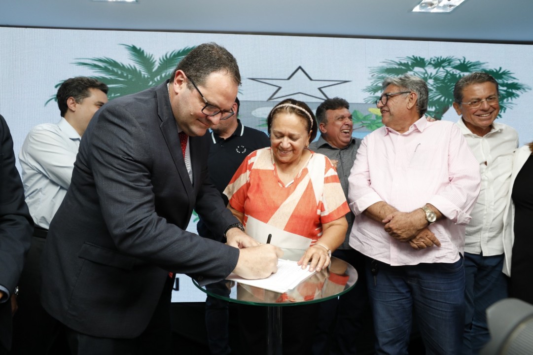 RN assina contrato com BNDES para investimentos no setor de saneamento básico nos municípios potiguares