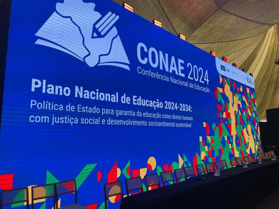 MEC dá início à Conferência Nacional de Educação que acontece até 30/01, em Brasília