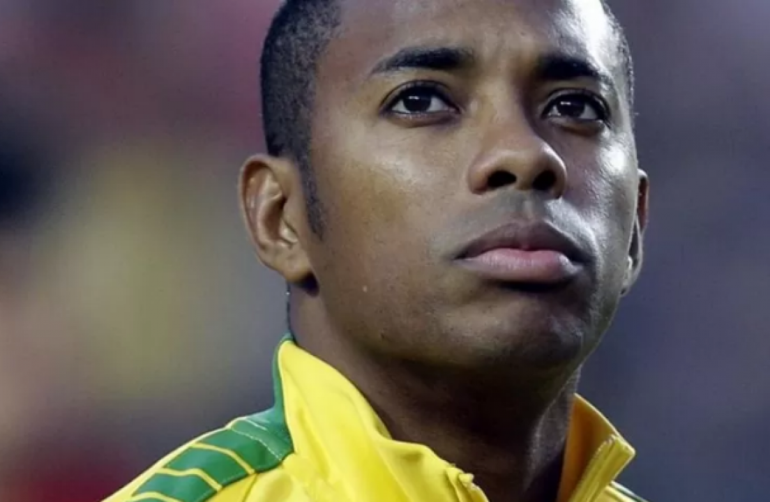 Robinho é preso em SP; ex-jogador vai cumprir pena no Brasil, após condenação por estupro na Itália, em 2013