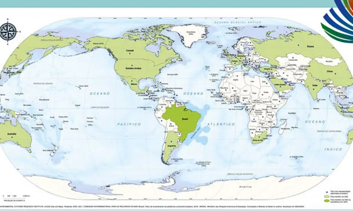 Com preços a partir de R$ 10, IBGE inicia venda do mapa-múndi com o Brasil no centro