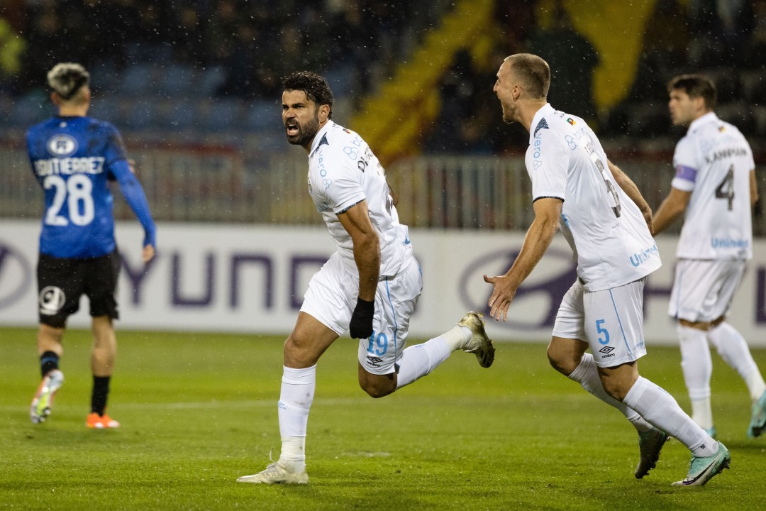 Grêmio vence Huachipato e garante a classificação na Libertadores 