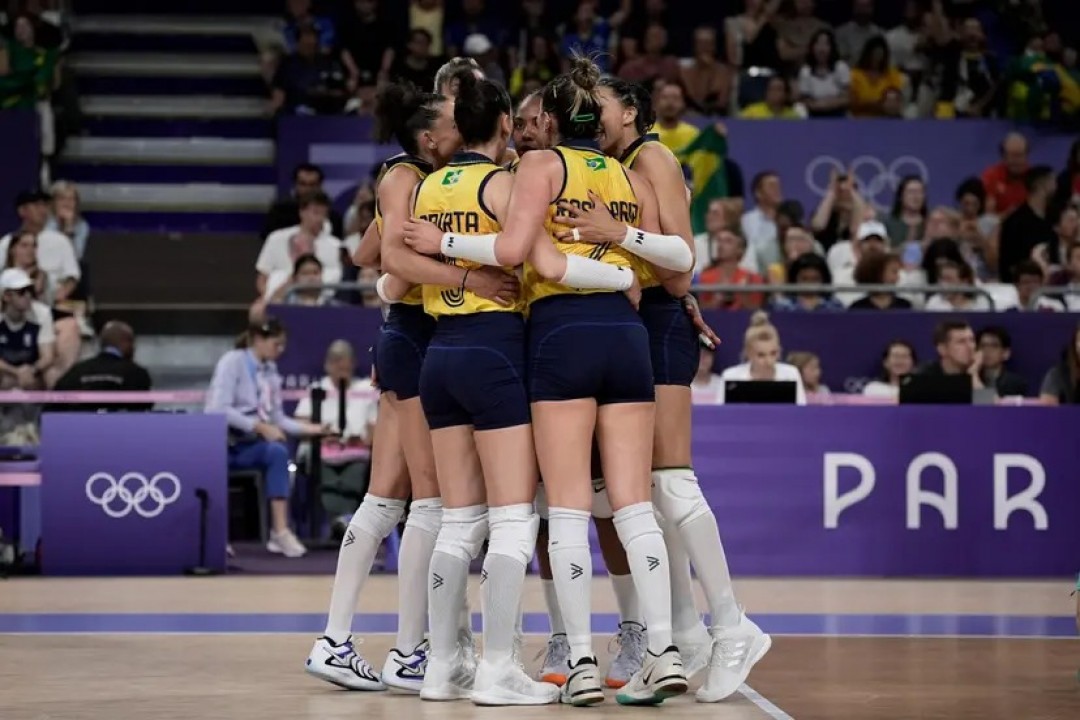 Vôlei Feminino: Brasil perde para EUA nas semifinais e disputará bronze Paris