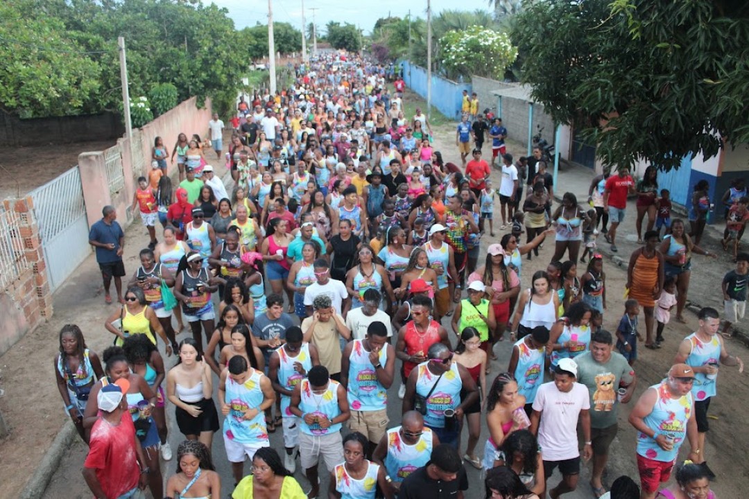 Capoeiras encerra programação do Carnaval 2025 com oito horas de muita animação