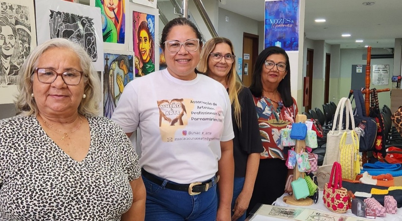 Câmara de Parnamirim realiza mostra de artesanato e cordéis em alusão ao Mês da Mulher