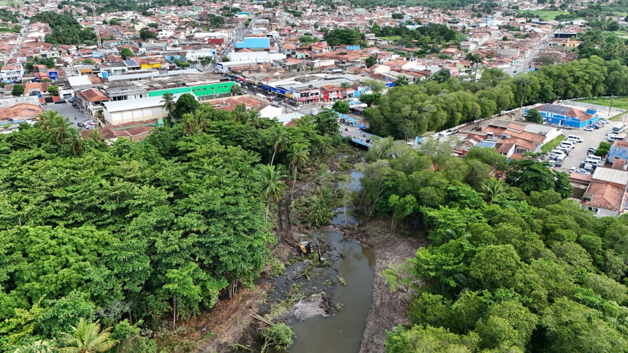 Desassoreamento do Rio Jundiaí segue para terceiro trecho