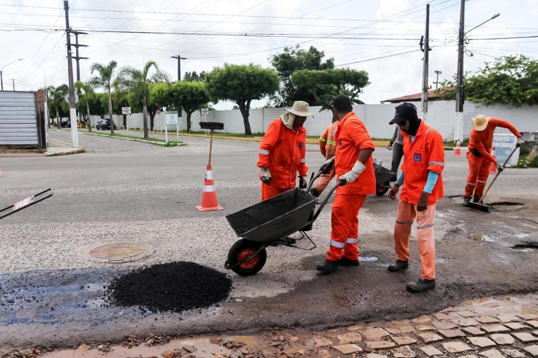 Operação Tapa-Buraco avança em Monte Castelo; Cajupiranga e Centro serão os próximos 