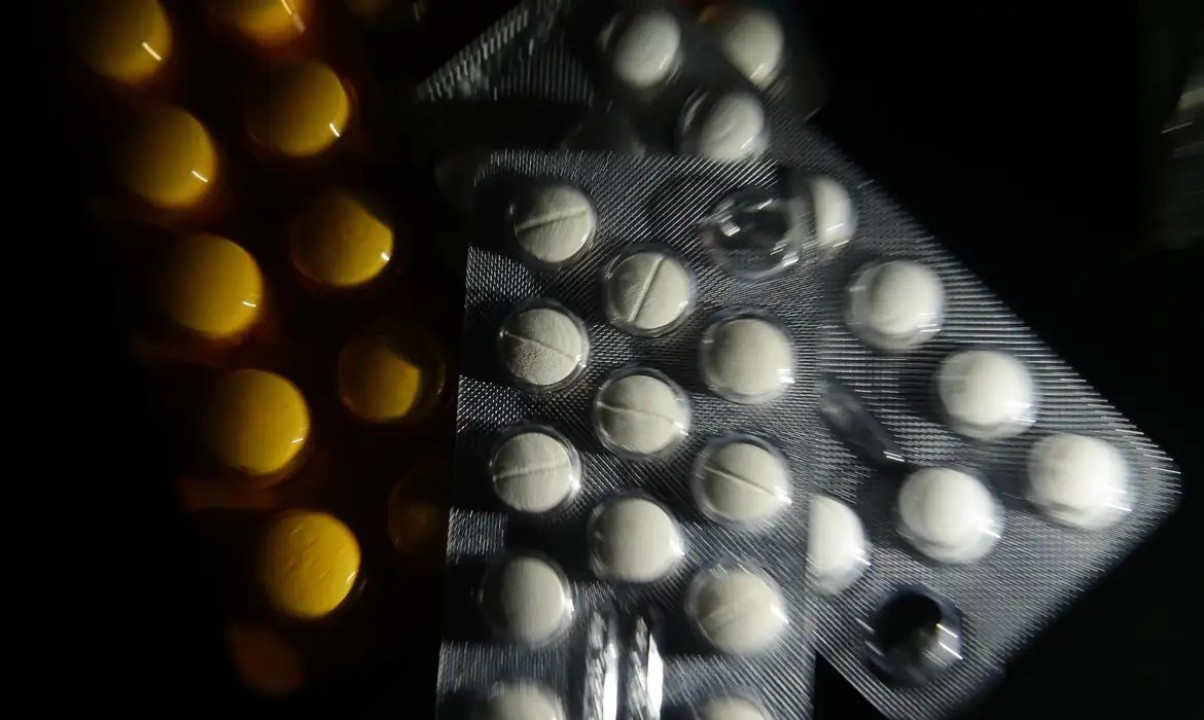 Juiz suspende norma que autoriza farmacêuticos a prescreverem remédios