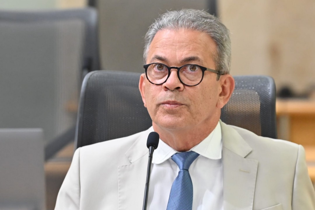 Hermano celebra avanços em recuperação de vias e enaltece ação social da ALRN