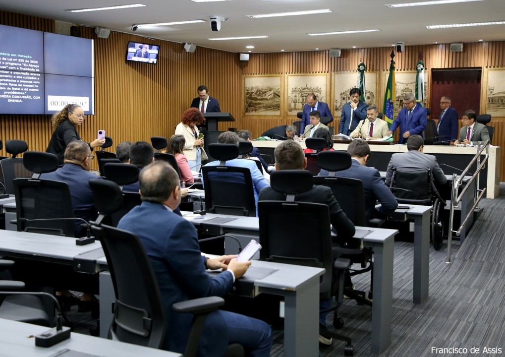 Câmara aprova projeto que obriga higienização de areia em áreas de recreação