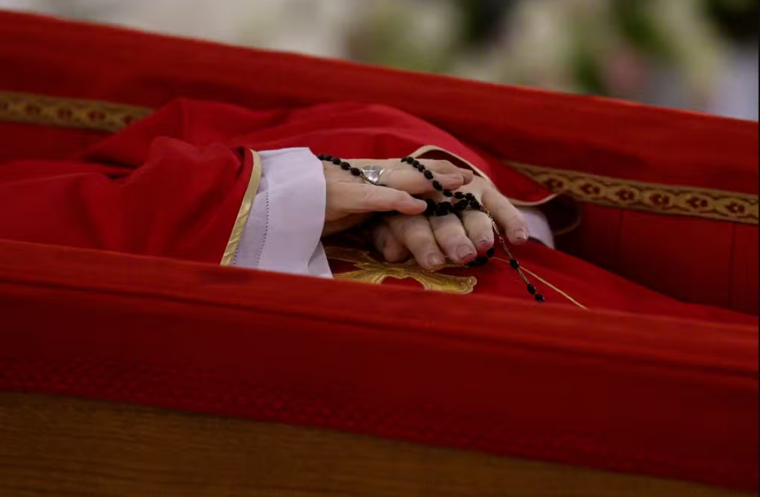 Papa Francisco: Entenda como será a cerimônia de velório e sepultamento do Supremo Pontífice