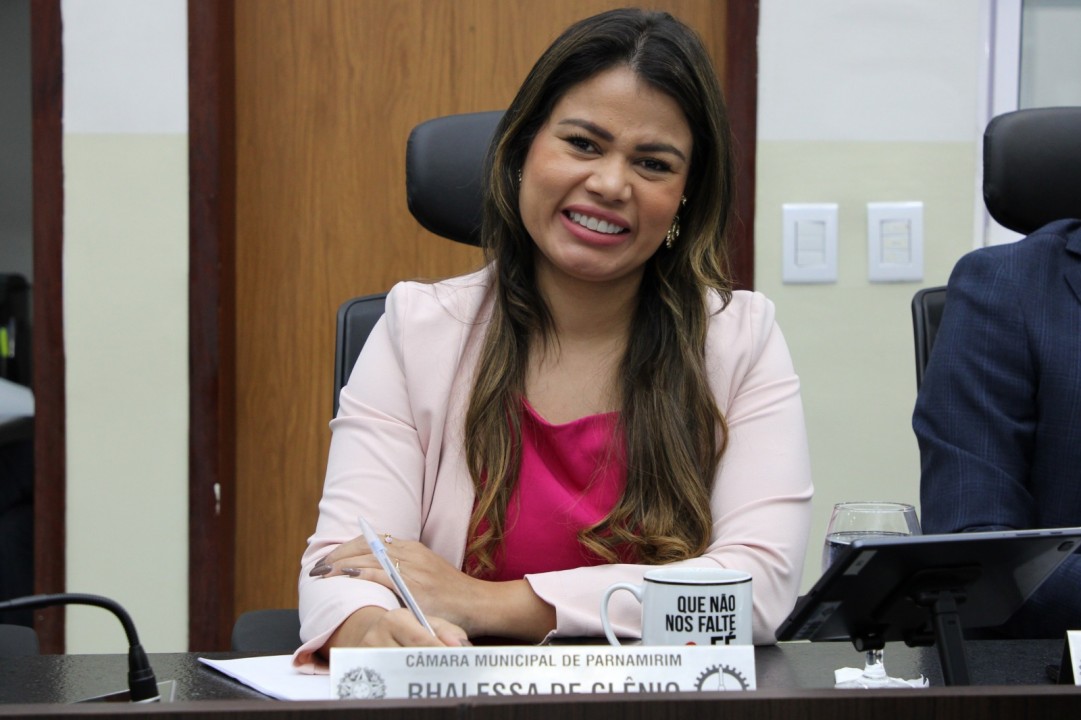 Rhalessa propõe reaproveitamento de prédios públicos abandonados em Parnamirim