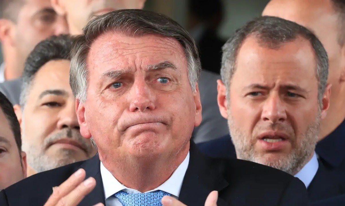 Bolsonaro apresenta piora clínica e vai passar por novos exames