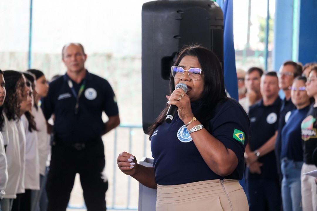 Nilda Cruz participa de cerimônia de Boas Vindas em Escola Cívico-Militar em Parnamirim