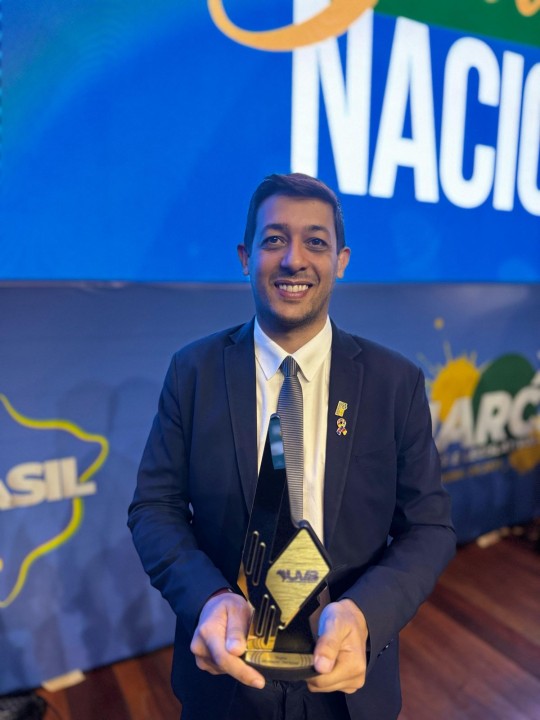 Thiago Fernandes recebe prêmio nacional pelo segundo ano consecutivo por projeto com idosos em Parnamirim 