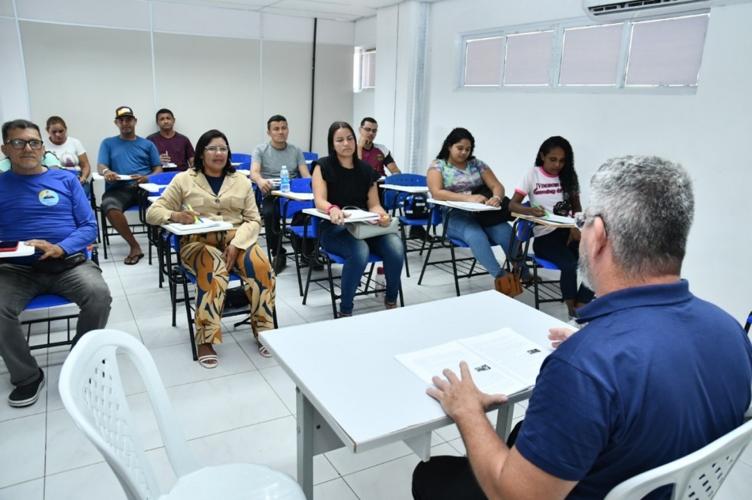 Natal encerra 1º trimestre do ano com saldo positivo na geração de empregos 