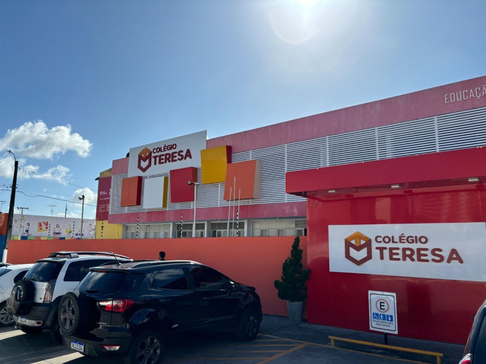 Colégio Teresa promove aulão para reforçar preparação rumo ao ENEM e vestibulares