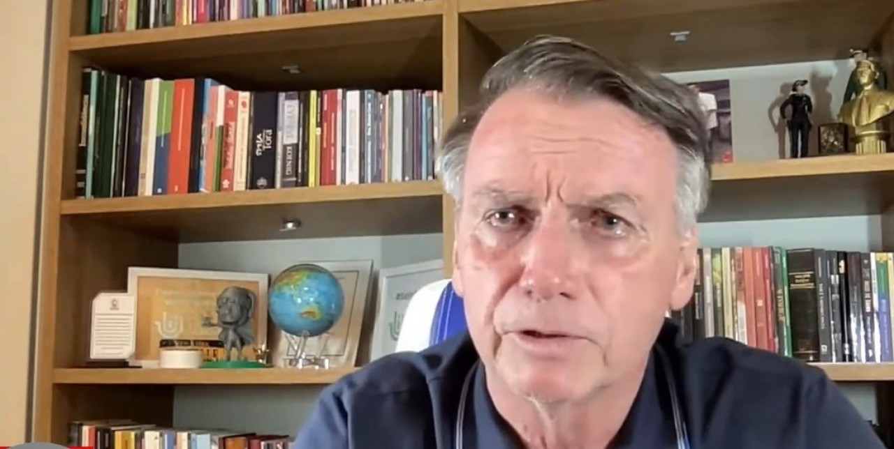 Após alta médica, Bolsonaro agradece apoio de Fátima Bezerra durante mal-estar no RN