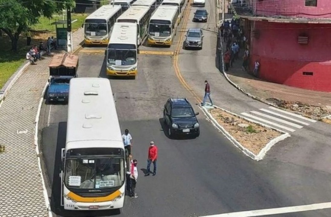 Rodoviários de Natal suspendem greve e nova rodada de negociação será na próxima terça (27)