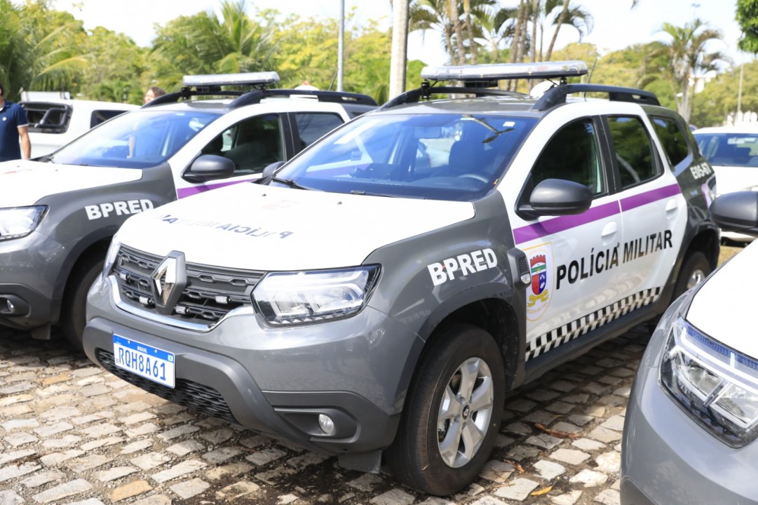 Governo do RN entrega 12 novas viaturas à segurança pública