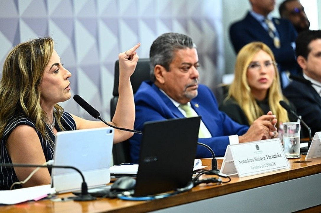 CPI das Bets propõe banir “Jogo do Tigrinho”, indiciar influenciadores e endurecer regulação das apostas on-line