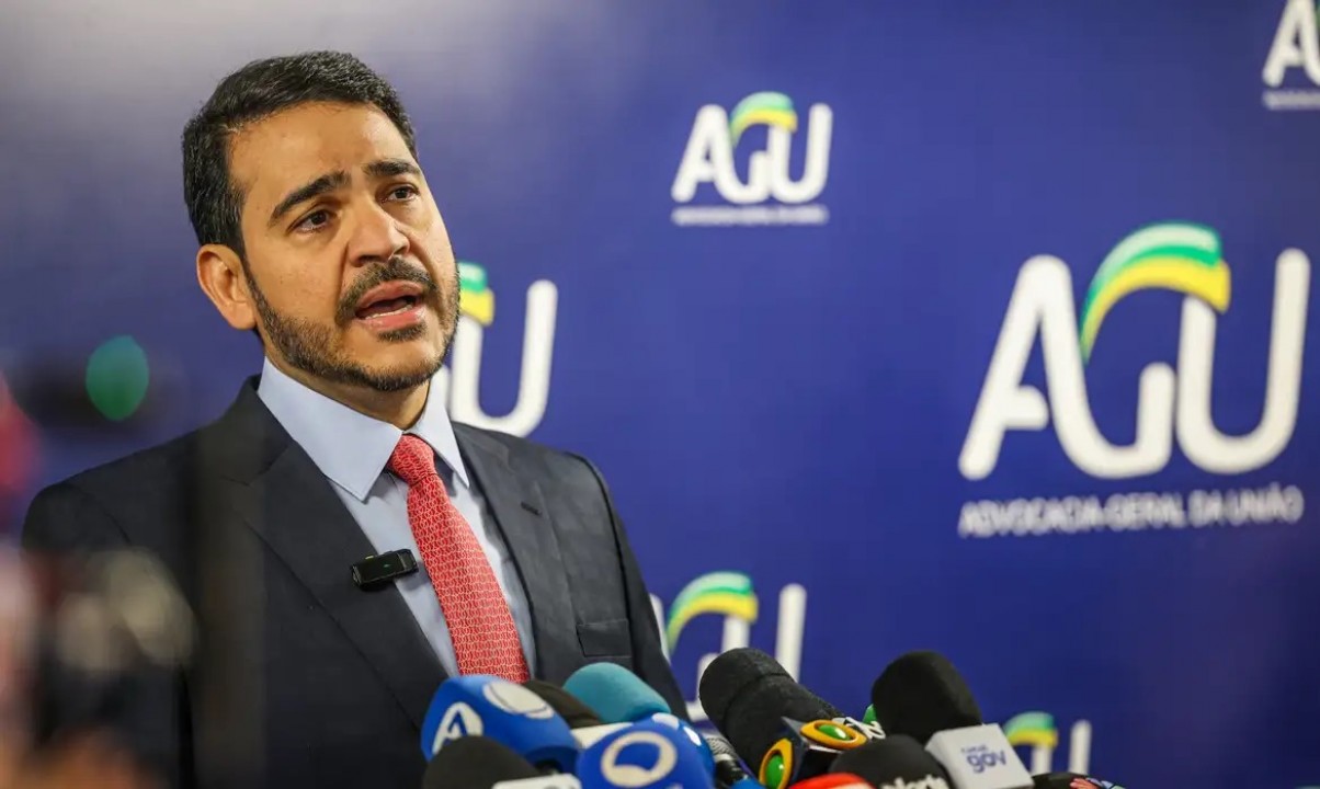 Governo Lula vai ao STF para reverter derrubada de decreto do IOF